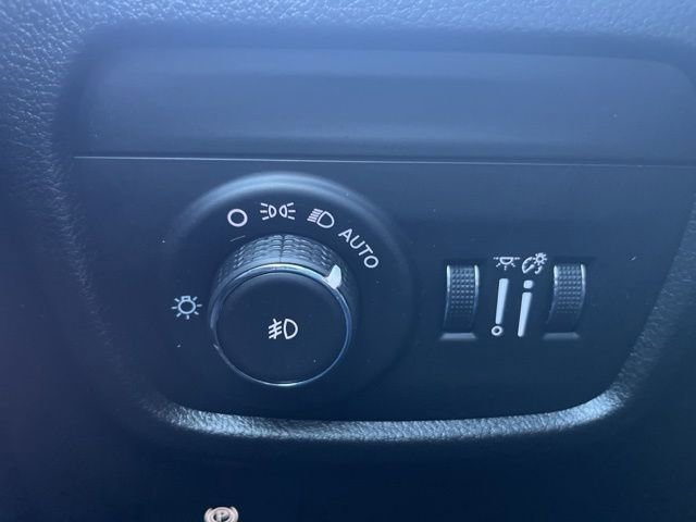 Used 2024 Jeep Grand Cherokee L Overland w/ Trailer Tow Package image 32