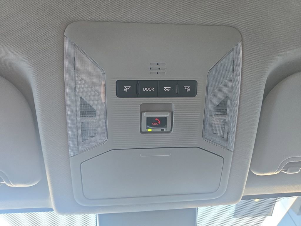 Used 2024 Toyota RAV4 LE image 25