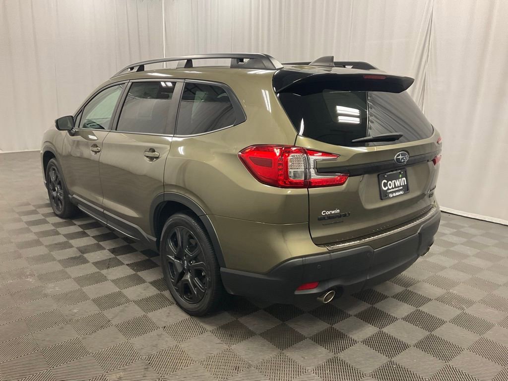 Used 2023 Subaru Ascent Onyx Edition image 9