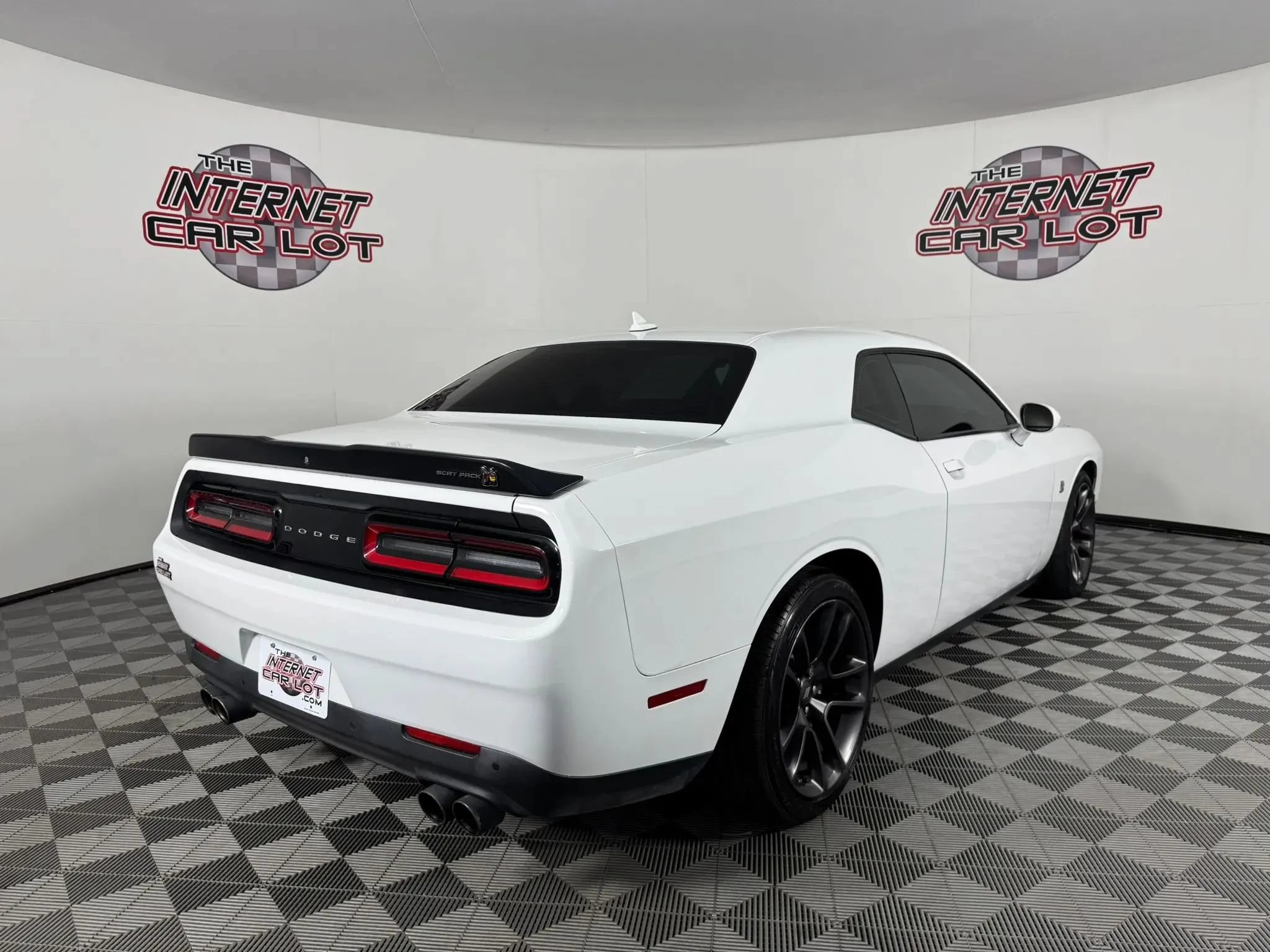 Used 2020 Dodge Challenger R/T Scat Pack w/ Shaker Package RWD image 7