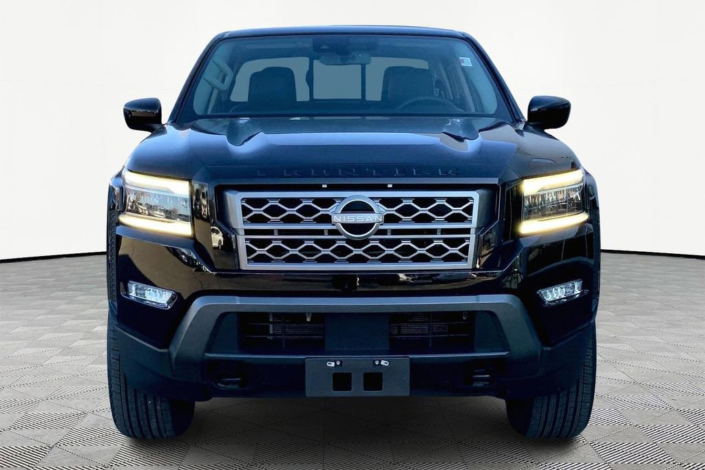 Used 2024 Nissan Frontier SL w/ Technology Package image 2