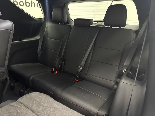 Used 2024 Chevrolet Traverse Z71 w/ LPO, Floor Liner Package AWD/4WD image 28