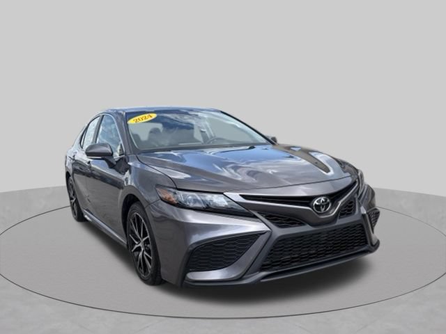 Used 2024 Toyota Camry SE FWD image 8