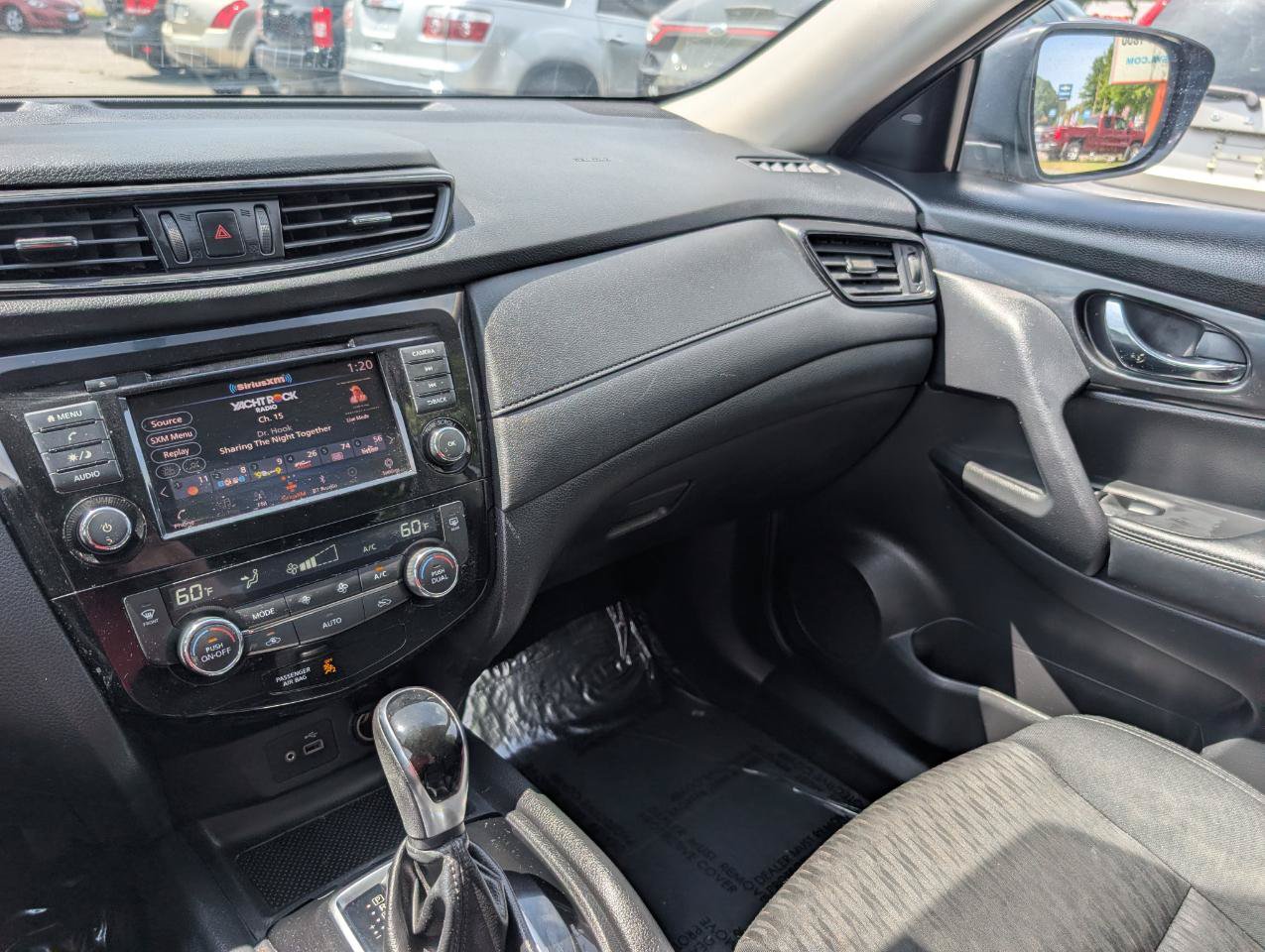 Used 2018 Nissan Rogue SV FWD image 24