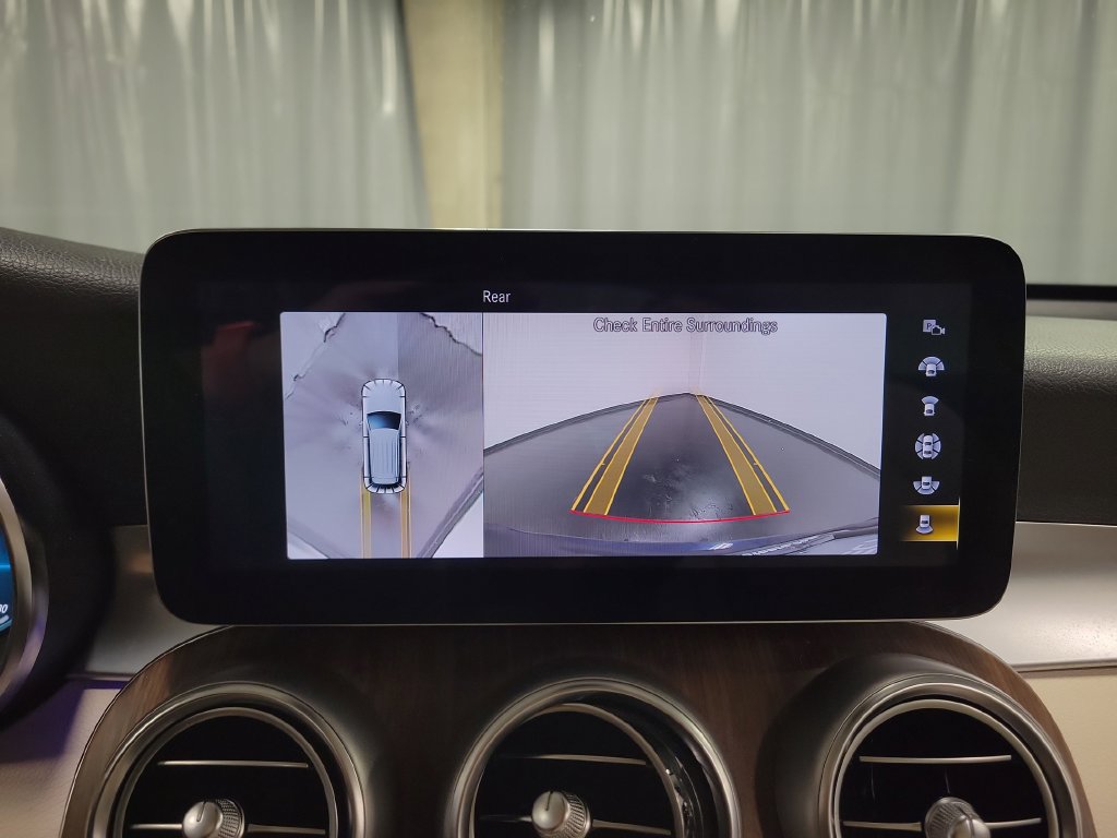 Used 2022 Mercedes-Benz GLC 300 4MATIC image 20