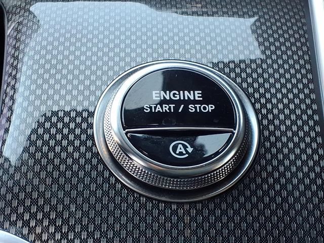 Used 2025 Mercedes-Benz GLC 43 AMG 4MATIC image 25