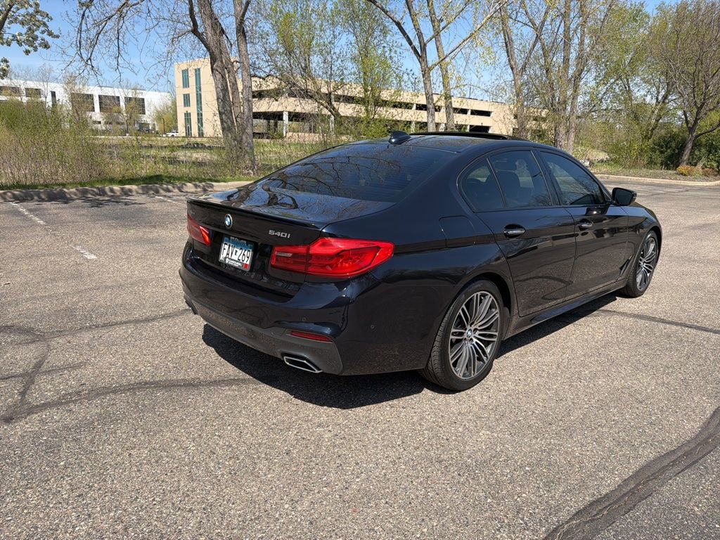 Used 2018 BMW 540i xDrive AWD/4WD image 19
