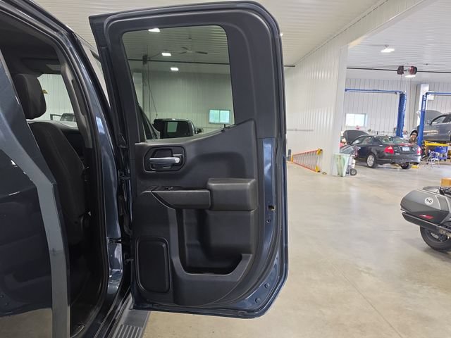Used 2019 Chevrolet Silverado 1500 Custom Trail Boss w/ Custom Convenience Package AWD/4WD image 27