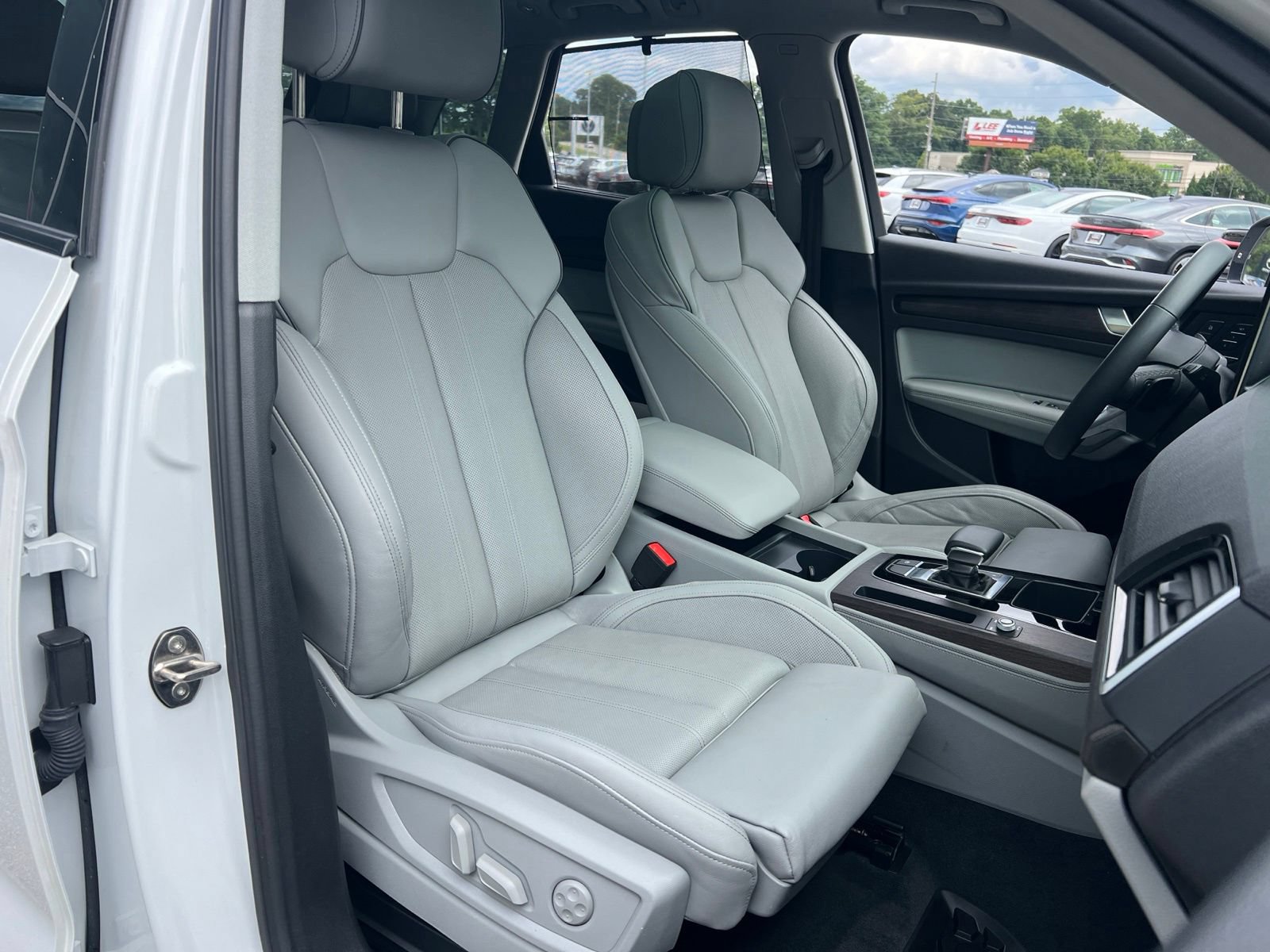 Used 2024 Audi Q5 2.0T Premium Plus AWD/4WD image 38