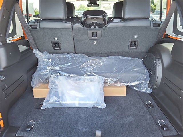 New 2025 Jeep Wrangler Unlimited Rubicon 392 image 24