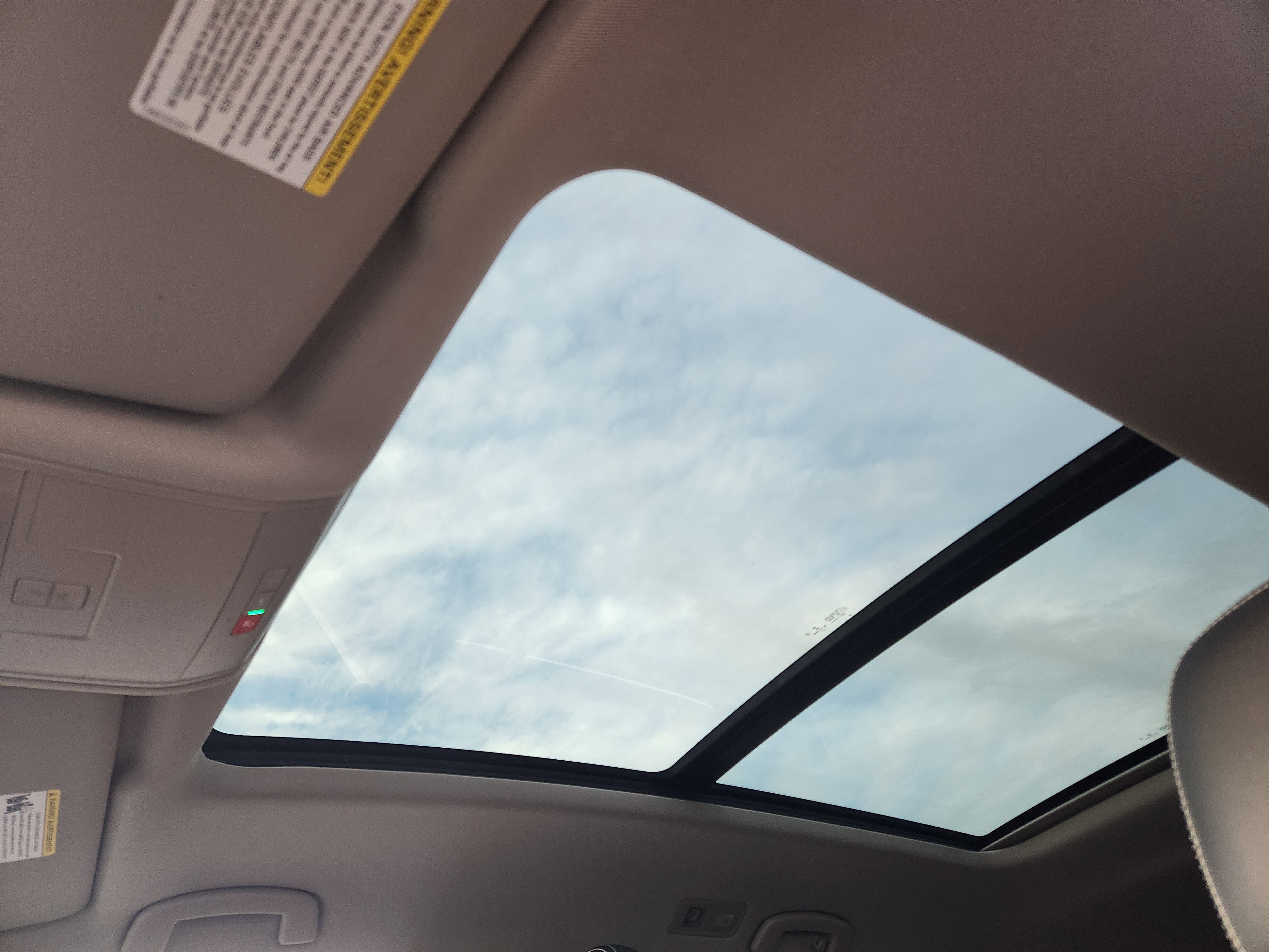 Certified 2022 Volkswagen Atlas SEL Premium image 36