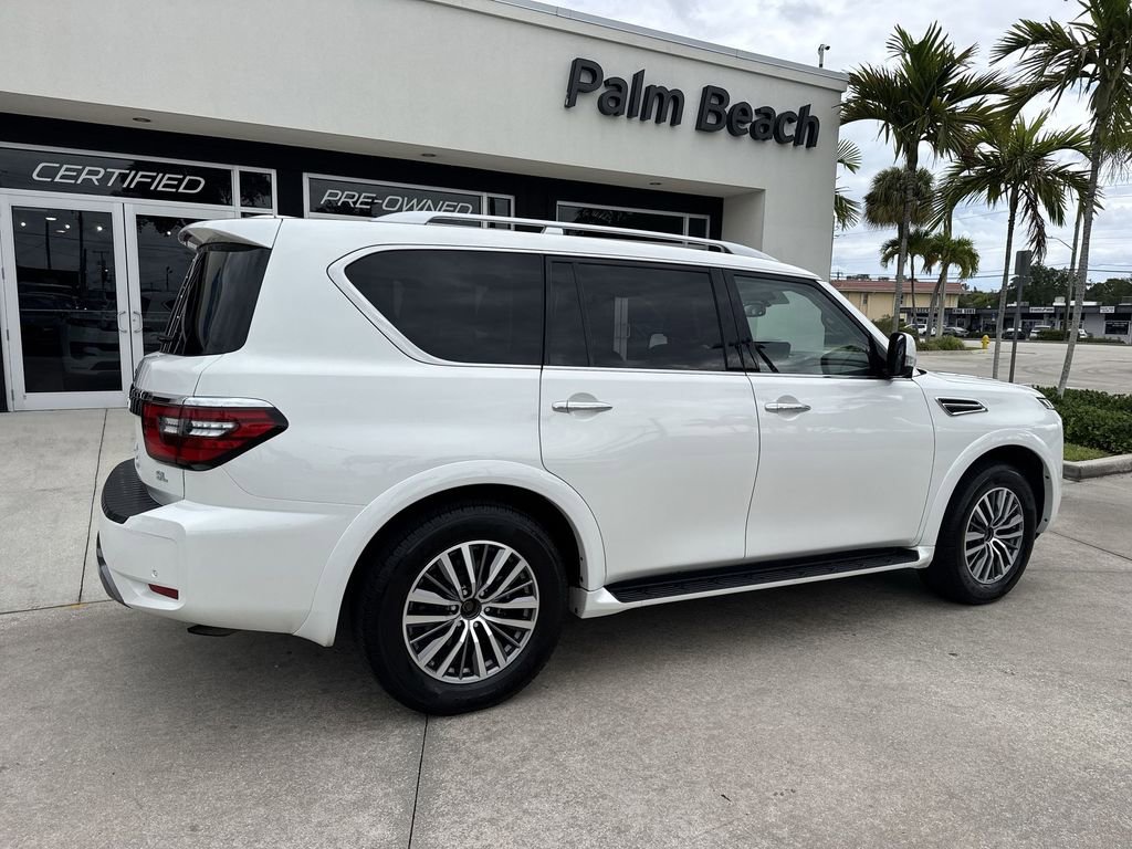 Used 2024 Nissan Armada SL w/ Captain's Chairs Package AWD/4WD image 4