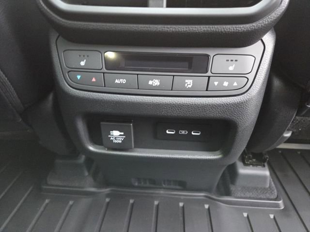 Used 2025 Honda Pilot Elite image 18