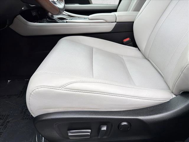 Used 2022 Lexus RX 350 FWD w/ Premium Package image 12