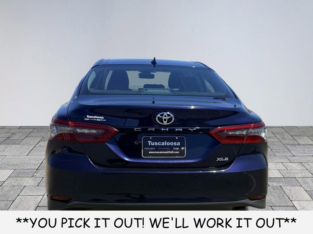Used 2022 Toyota Camry XLE FWD image 6