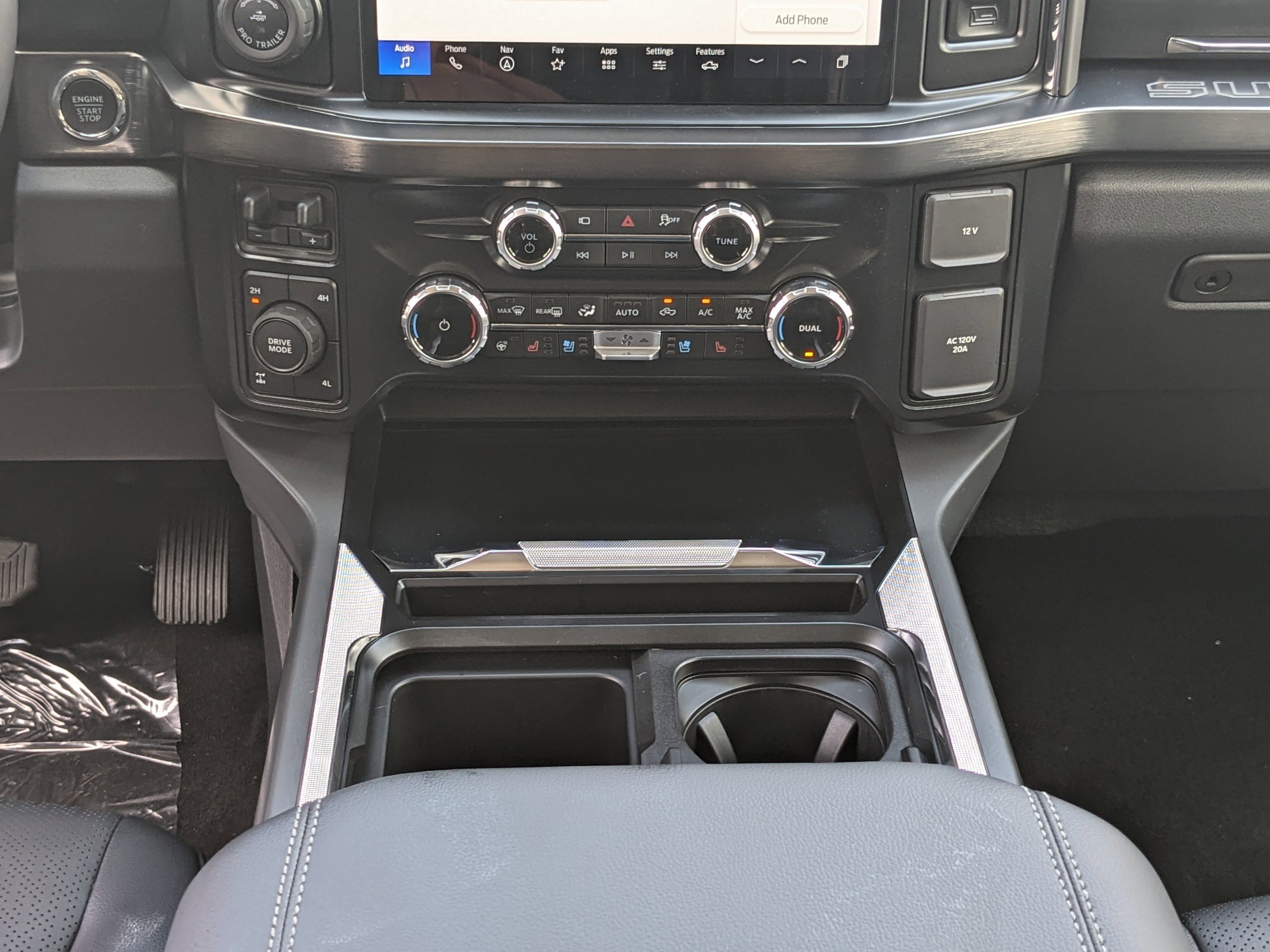 New 2025 Ford F250 Lariat w/ Lariat Ultimate Package image 18