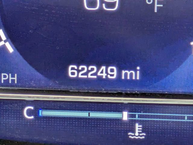 Used 2024 Chevrolet Suburban LT image 34