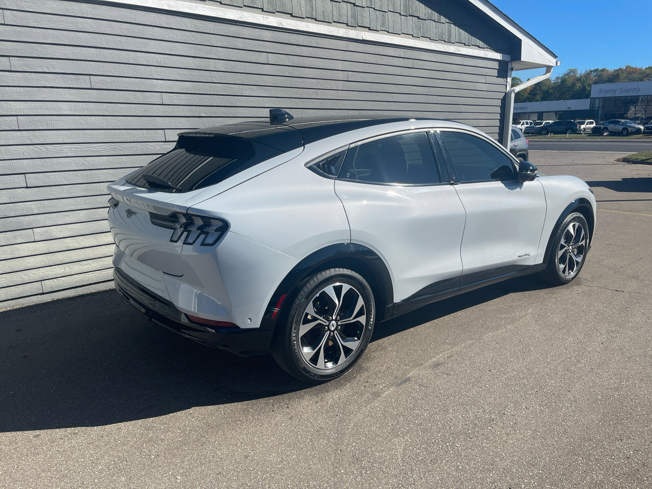 Used 2023 Ford Mustang Mach-E Premium image 7