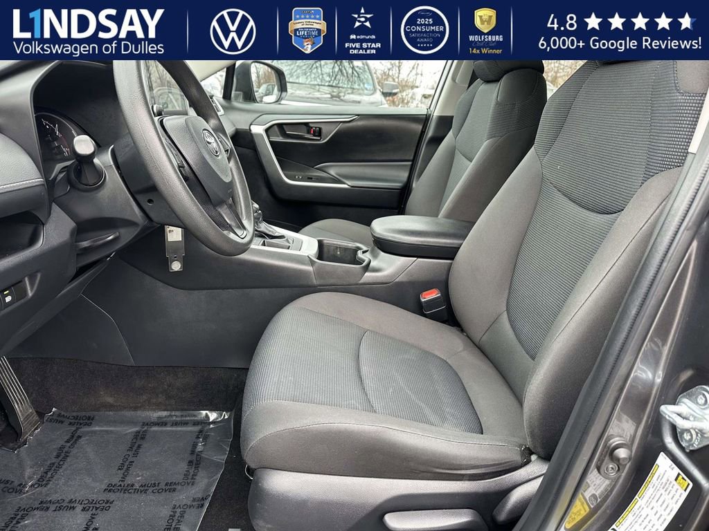 Used 2023 Toyota RAV4 LE image 10