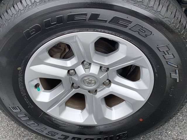 Certified 2022 Toyota 4Runner SR5 RWD image 34