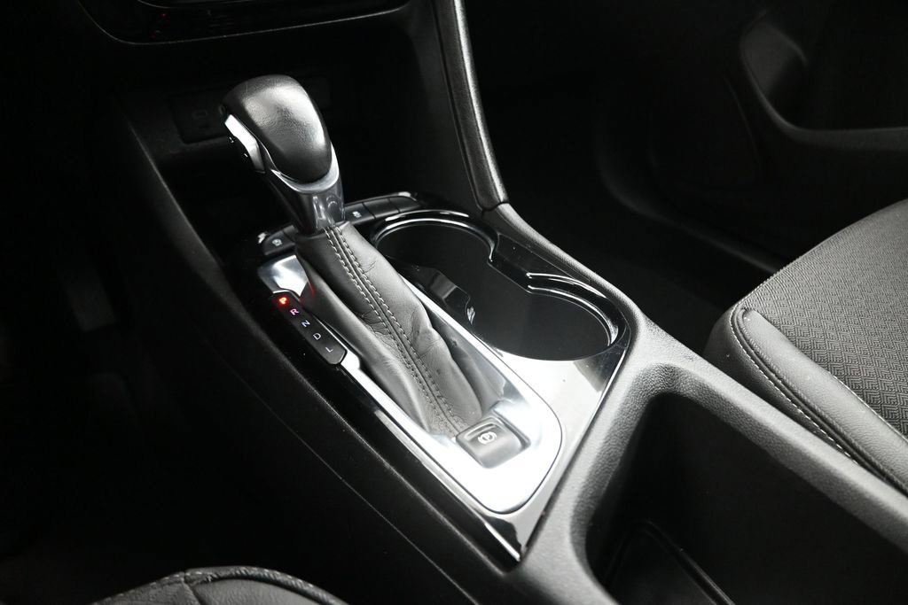 Used 2021 Buick Encore GX Preferred w/ Cold Weather Comfort Package FWD image 19