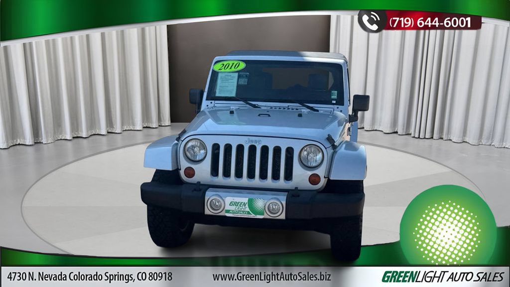 Used 2010 Jeep Wrangler Unlimited Sahara AWD/4WD image 8