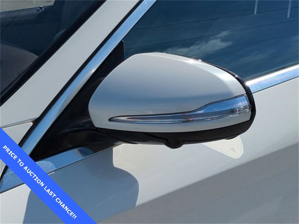 Used 2017 Mercedes-Benz S 550 Sedan image 12