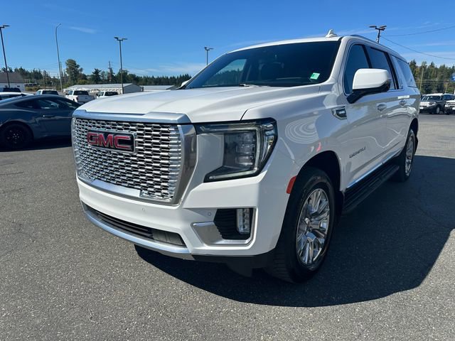 Used 2024 GMC Yukon XL Denali image 7