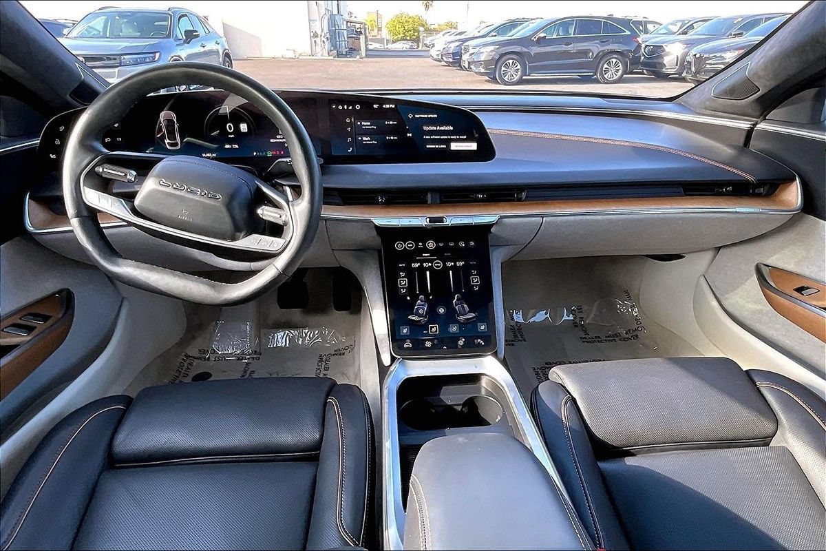 Used 2024 Lucid Air Touring AWD/4WD image 16