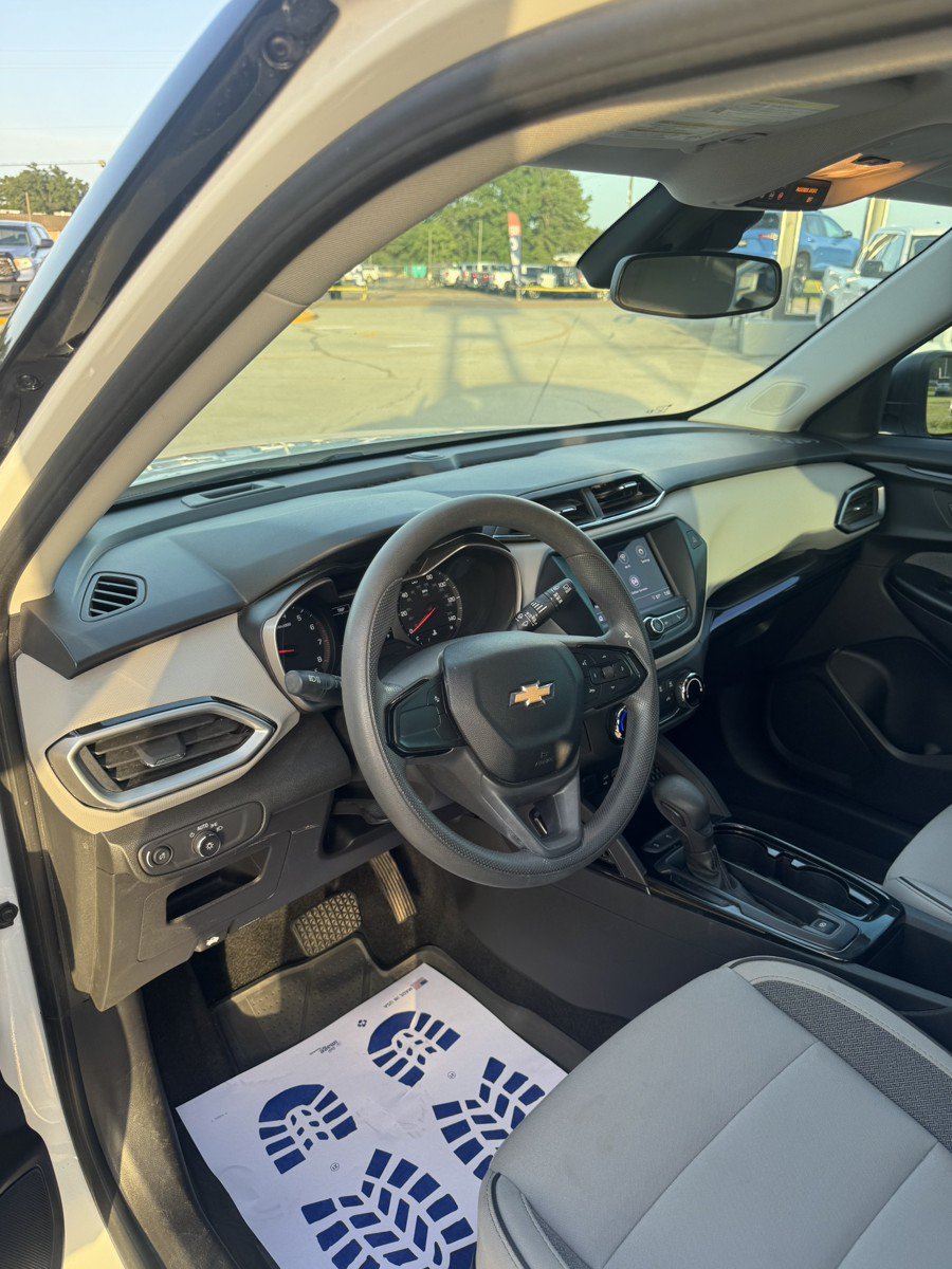 Used 2022 Chevrolet TrailBlazer LS FWD image 10