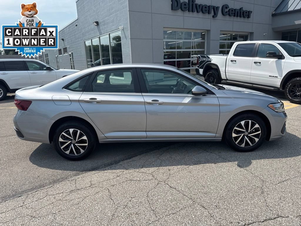 Used 2024 Volkswagen Jetta S FWD image 3