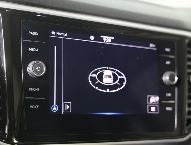 Used 2021 Volkswagen Atlas SEL R-Line image 23