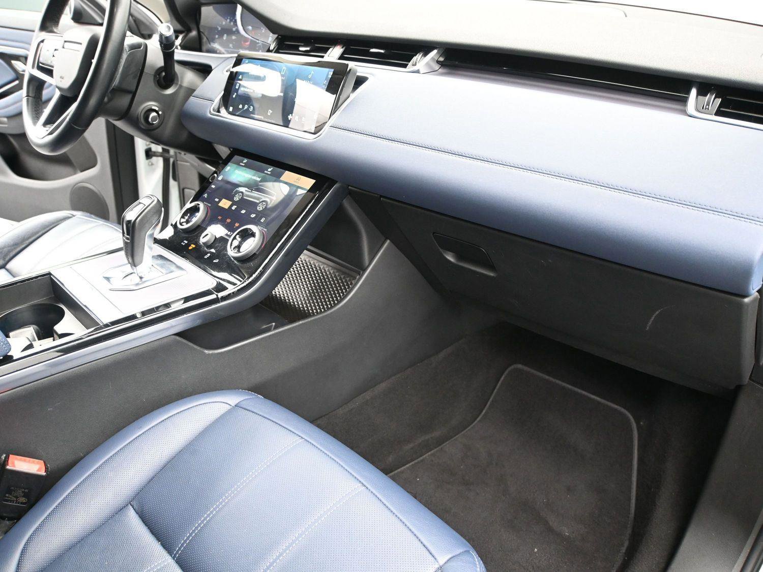 Used 2021 Land Rover Range Rover Evoque SE image 17