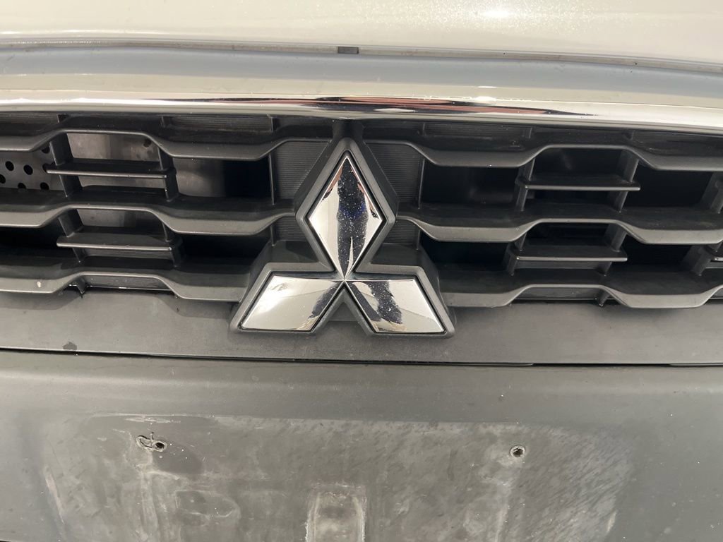 Used 2015 Mitsubishi Outlander Sport ES image 35