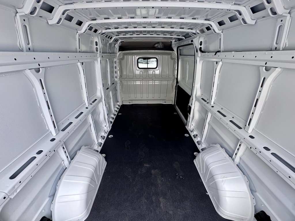 New 2025 RAM ProMaster 2500 image 8