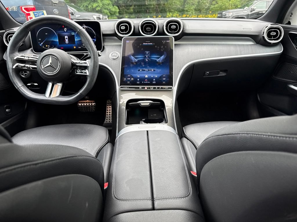 Used 2023 Mercedes-Benz C 300 4MATIC Sedan image 16