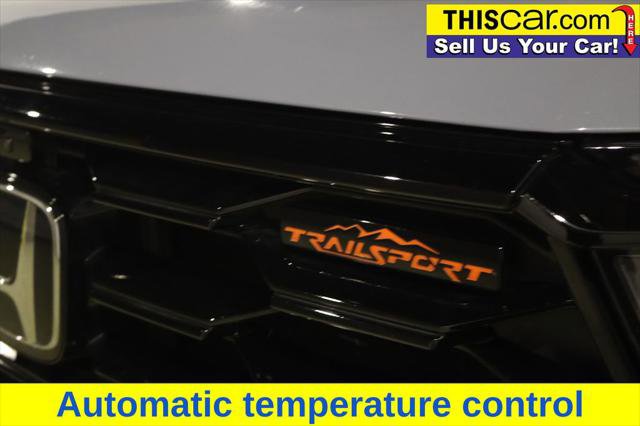 Used 2025 Honda Pilot TrailSport image 12