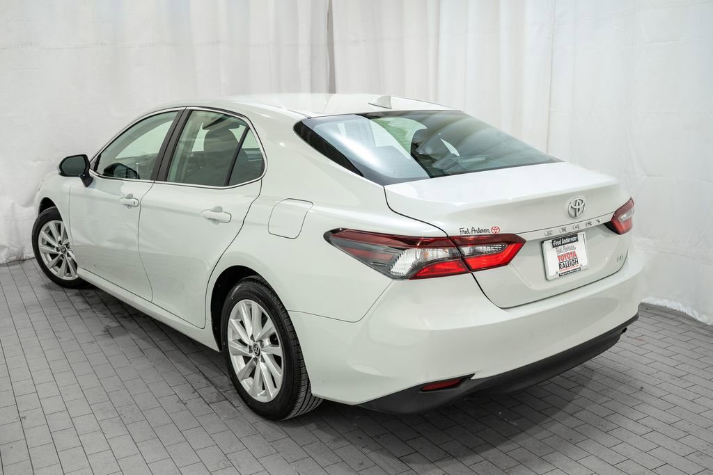 Certified 2023 Toyota Camry LE image 3