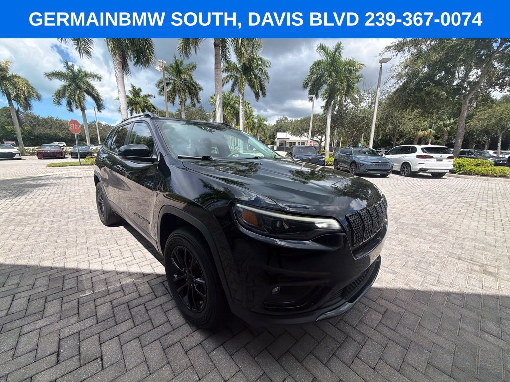 Used 2023 Jeep Cherokee Altitude Lux AWD/4WD image 16