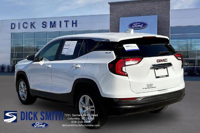 Used 2024 GMC Terrain SLE FWD image 4