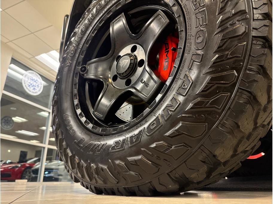 Used 2014 Mercedes-Benz G 63 AMG G 63 AMG 4MATIC Sport Utility image 37