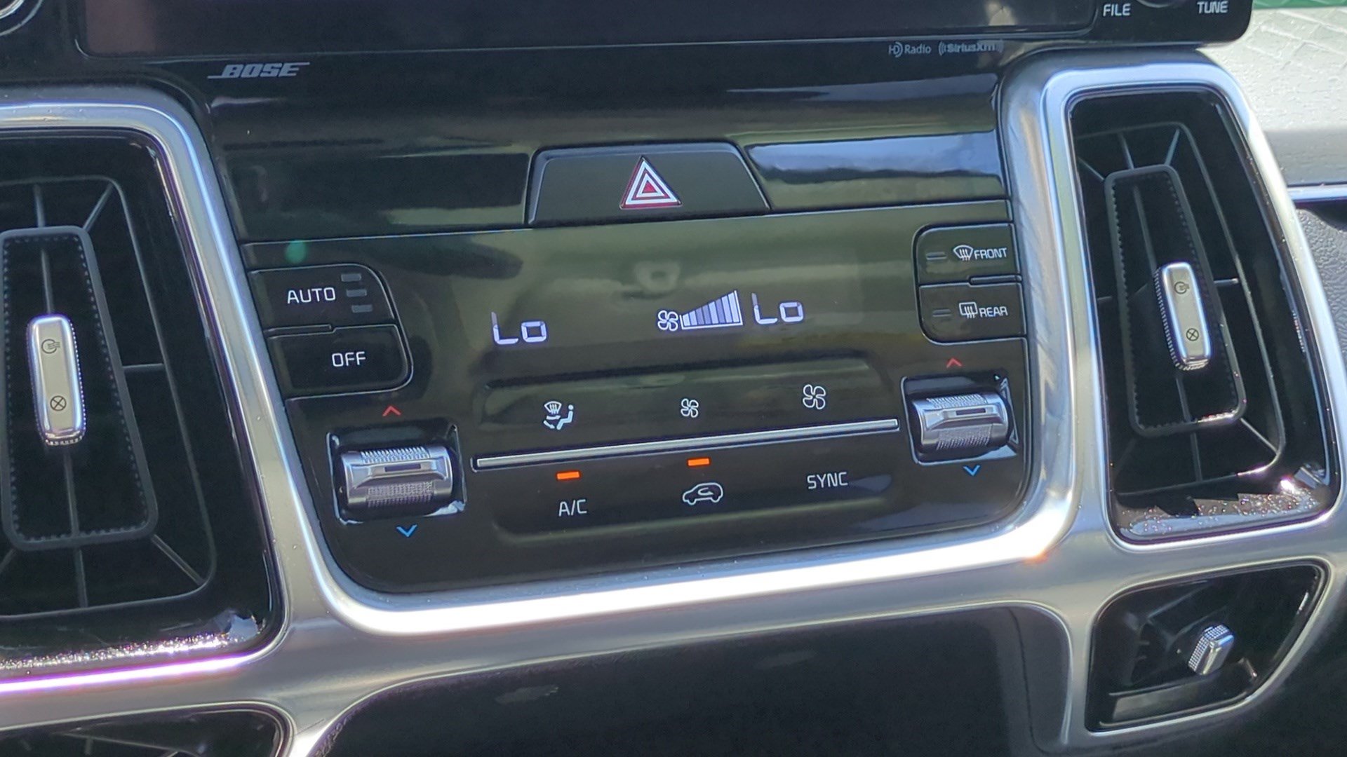 Used 2022 Kia Sorento SX FWD image 25