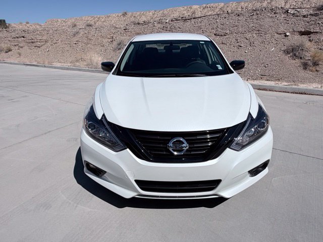 Used 2018 Nissan Altima 2.5 SR w/ SR Midnight Edition FWD image 2