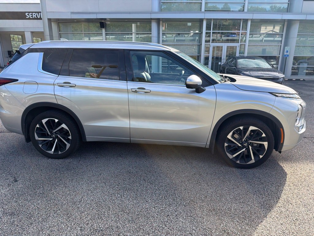 Used 2022 Mitsubishi Outlander SEL AWD/4WD image 6