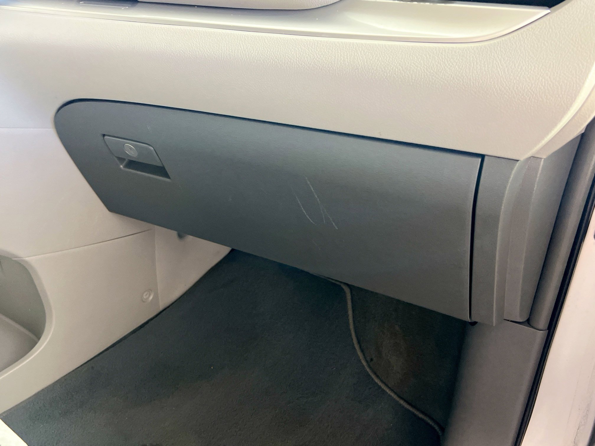 Used 2018 Toyota Sienna LE image 33