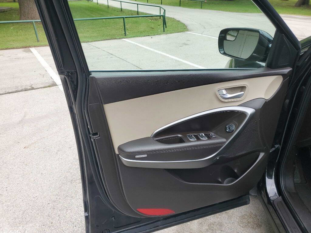 Used 2018 Hyundai Santa Fe Sport FWD image 14