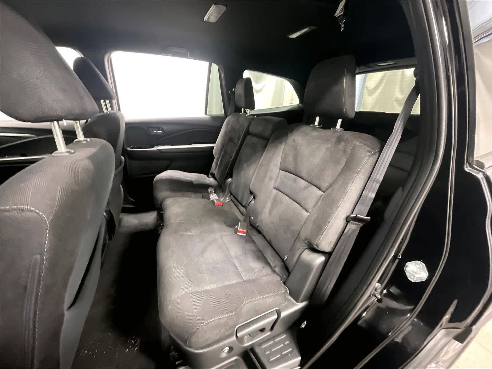 Used 2022 Honda Pilot Sport image 30