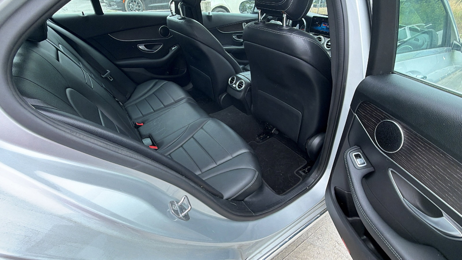 Used 2019 Mercedes-Benz C 300 Sedan image 21