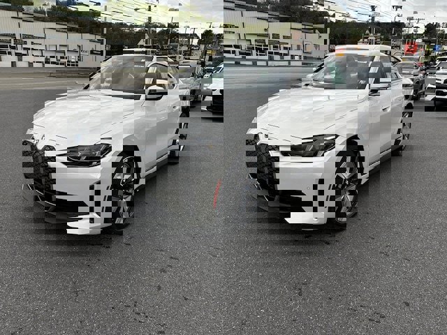 New 2025 BMW i4 xDrive40i image 3