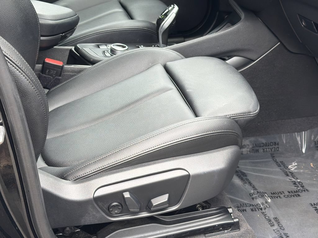 Used 2020 BMW X1 xDrive28i w/ Convenience Package AWD/4WD image 13